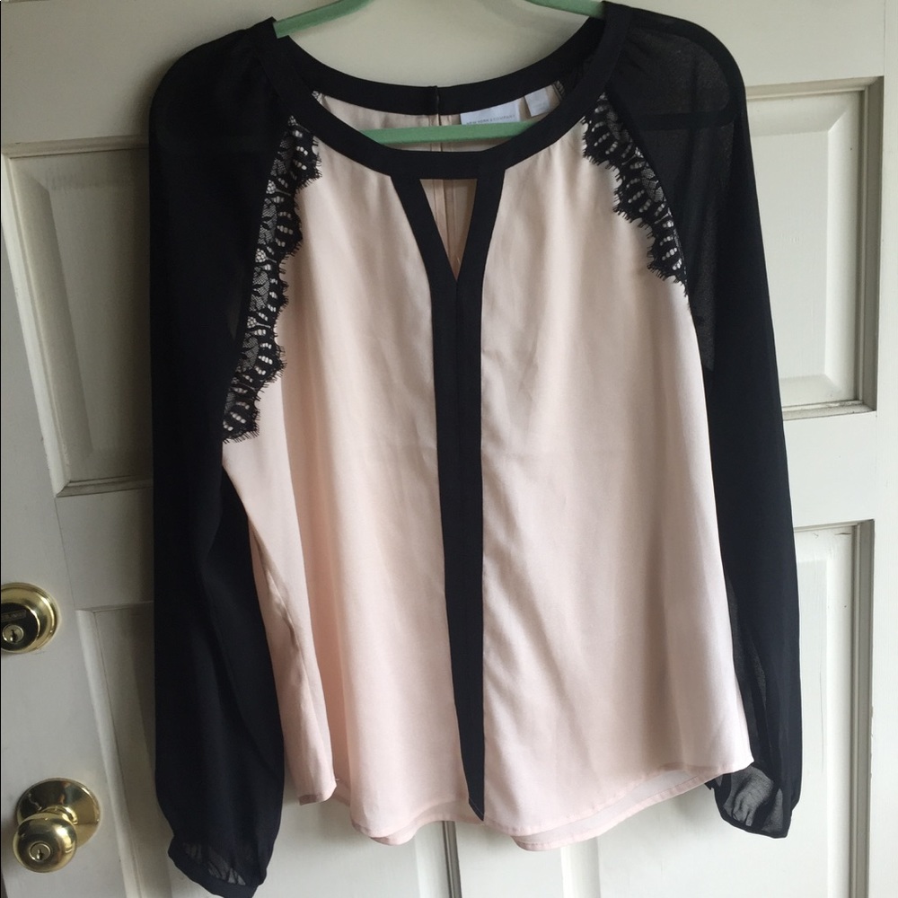 NWOT NY & Co Blush and Black Blouse